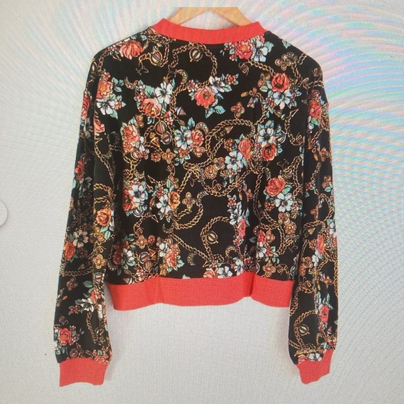 Laila Ali Tops - Crewneck Sweatshirt Cropped by Laila Ali Y2K Floral Print New Size Large